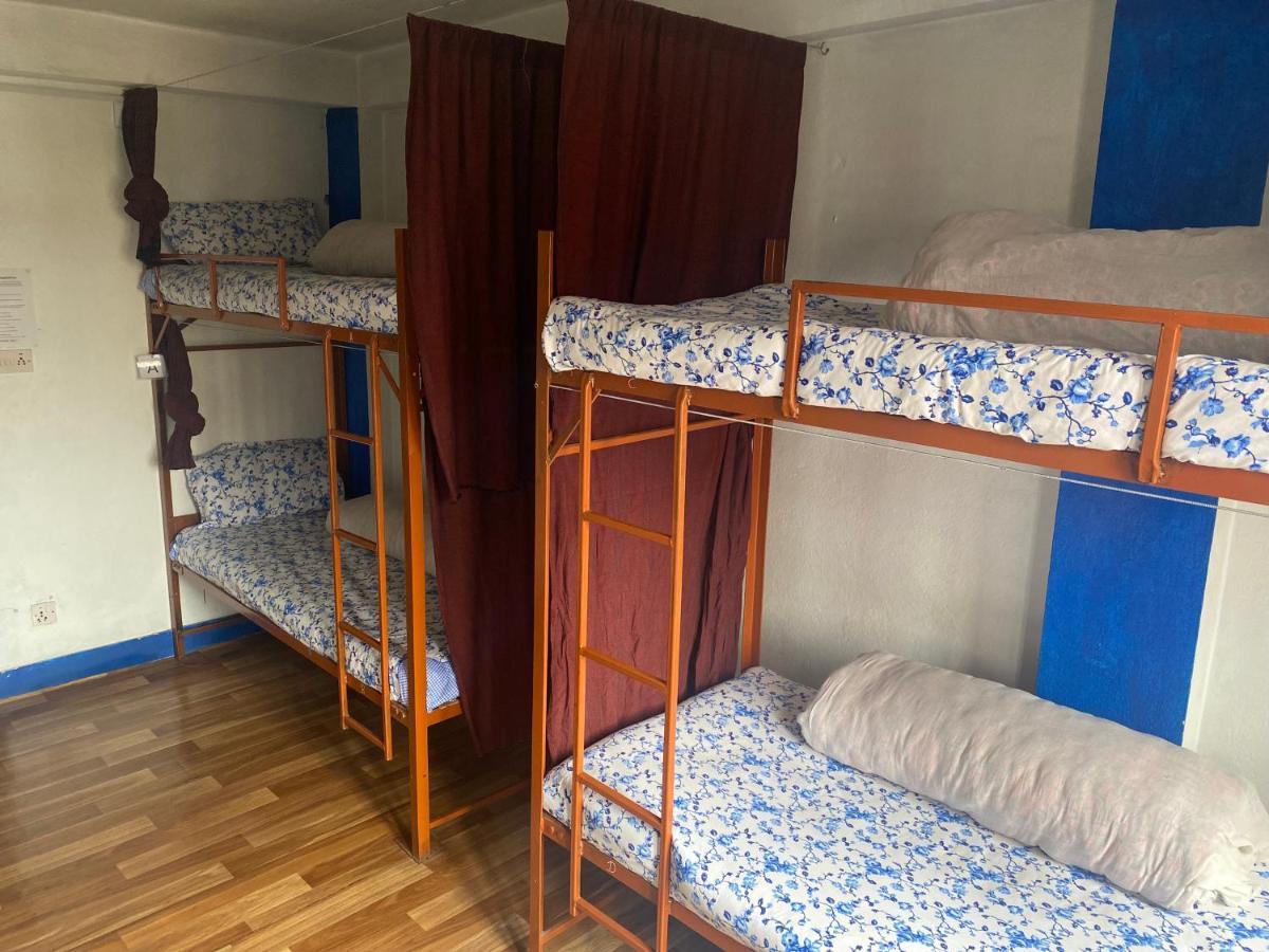 Planet Nomad Hostel Катманду Экстерьер фото