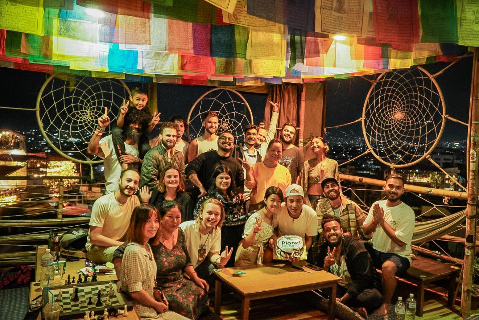 Planet Nomad Hostel Катманду Экстерьер фото